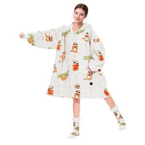 THREE POODLE Wearable Blanket Hoodie Oversized Sherpa Blanket for Women Men Kids